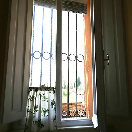 Sienahomeandsailing 1 Appartamento *